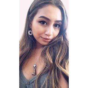 Meet your Posher, Magali